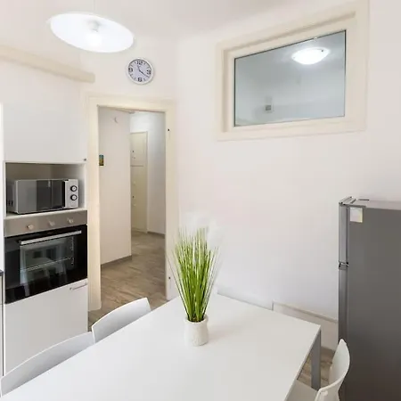 아파트 Free Parking & Netflix - Comfort Gambini *