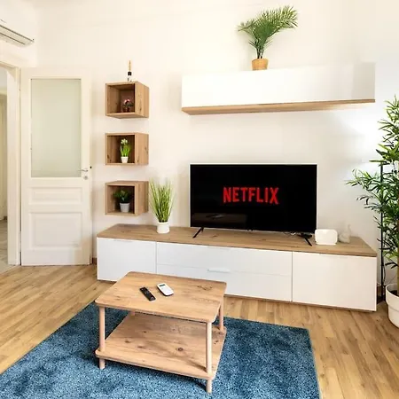 Free Parking & Netflix - Comfort Gambini Apartament Triest