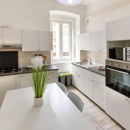 Free Parking & Netflix - Comfort Gambini 아파트