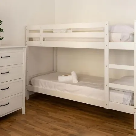 아파트 Free Parking & Netflix - Comfort Gambini *